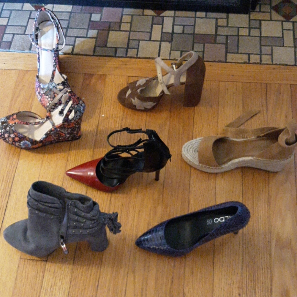 Shoes - image 1